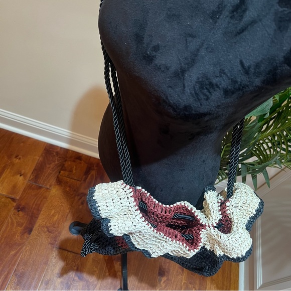 Express Woven Paper Straw Drawstring Three Toned Crossbody Bag - Picture 6 of 16